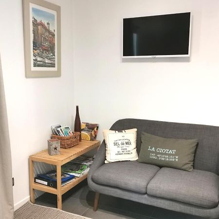 Chambre D'Hotes Le Secadou La Ciotat Exterior foto